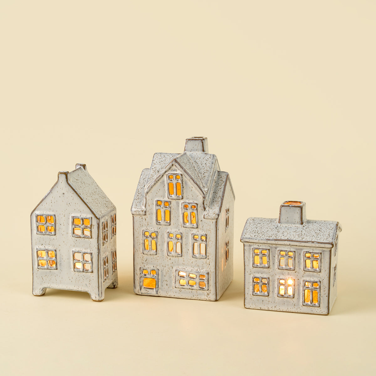 Winter Chalet Tealight House L