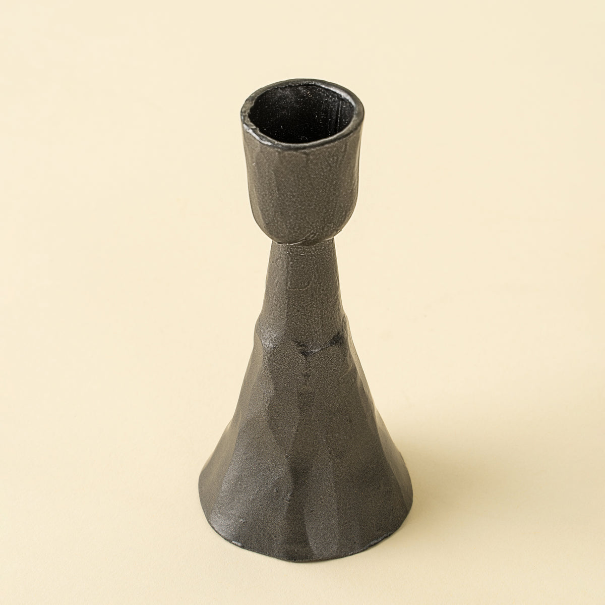 Zora Forged Candlestick M, Gunmetal