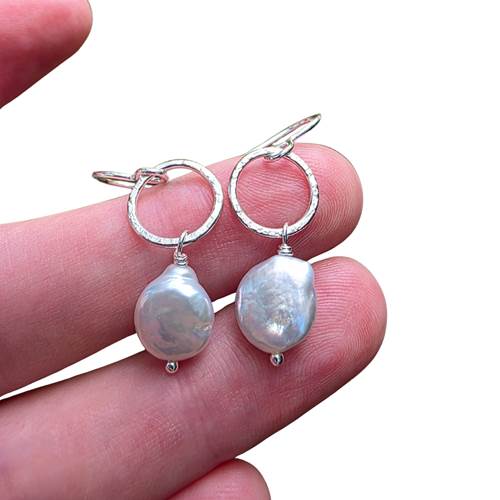 Silver Circle Pearl Earrings