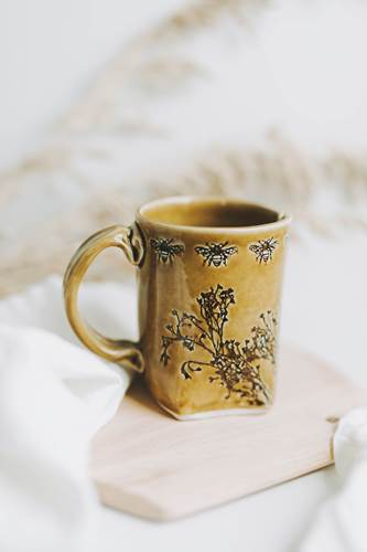 Tan Bee Ceramic Mug