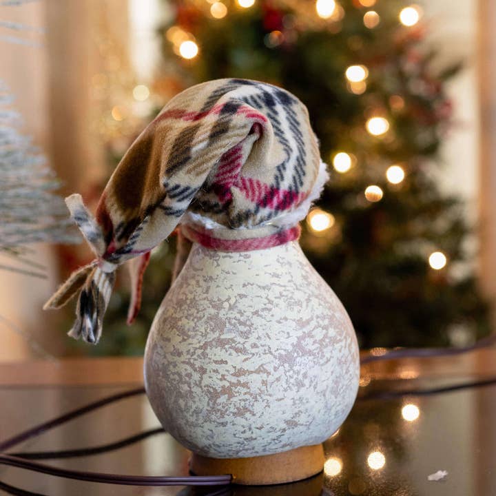 Blizzard Snowman- Medium Lit Girl Gourd