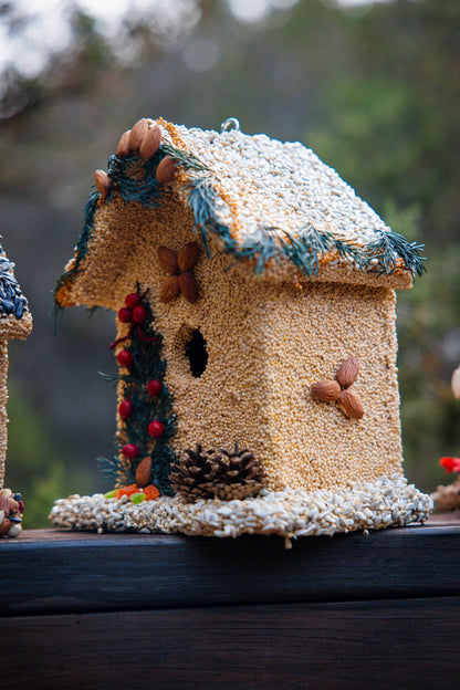 Juniper B&B Bird Treat