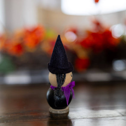 Lil Cora Witch Gourd
