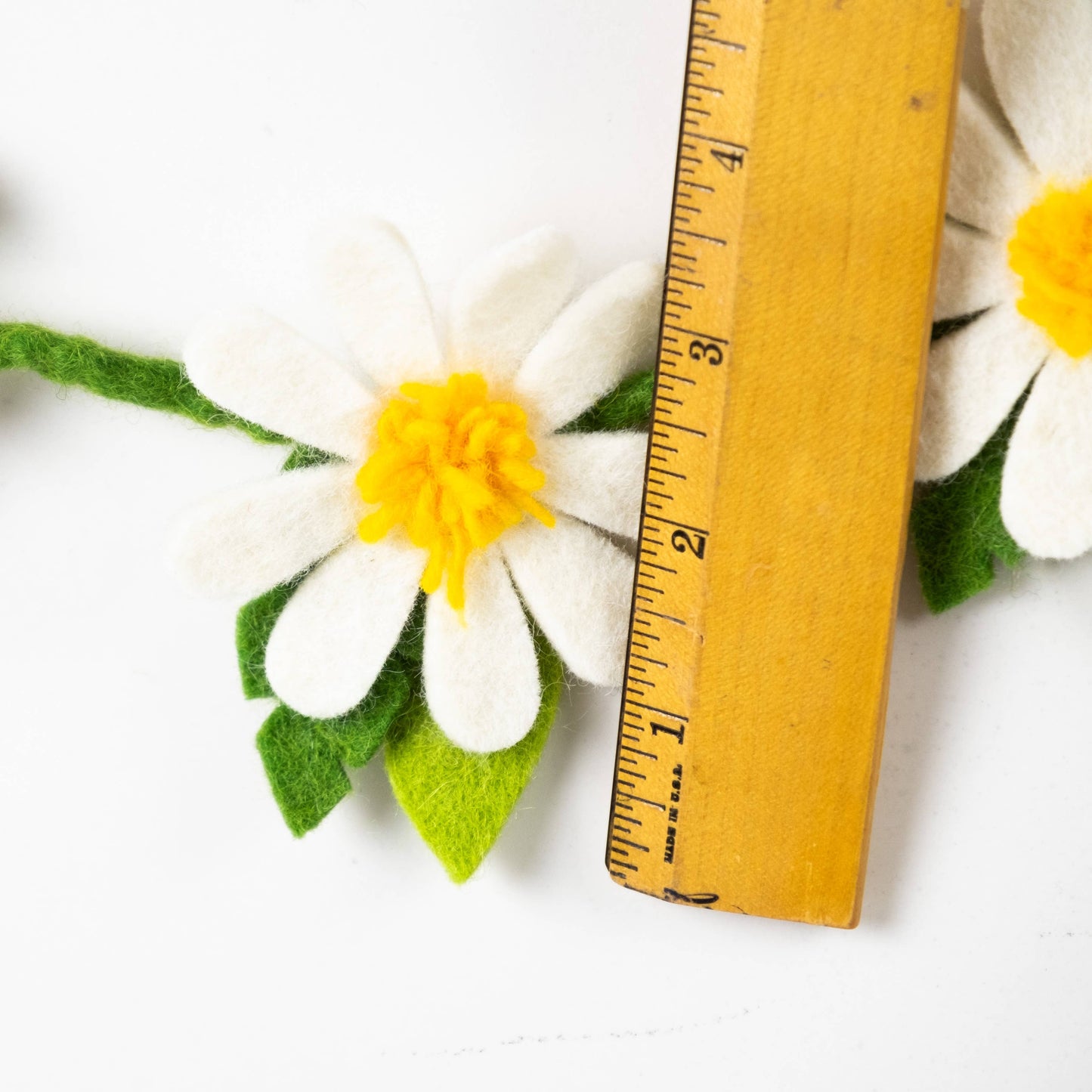 Garland - Felt Daisy