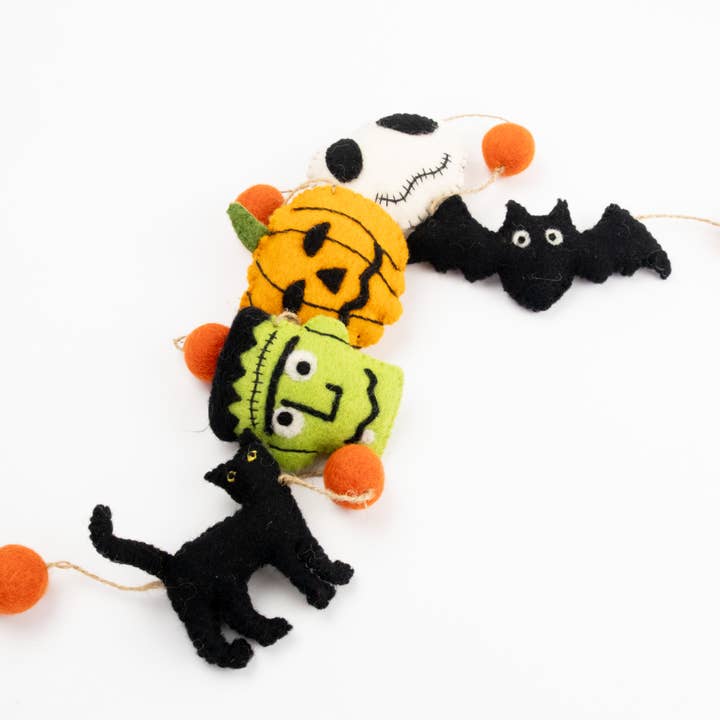 Garland - Felt Halloween Friends