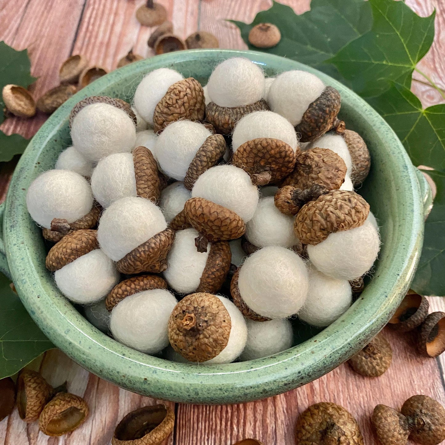 Felt Acorns Fresh Cream