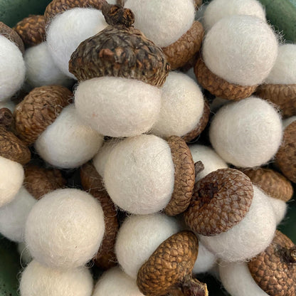 Felt Acorns Fresh Cream