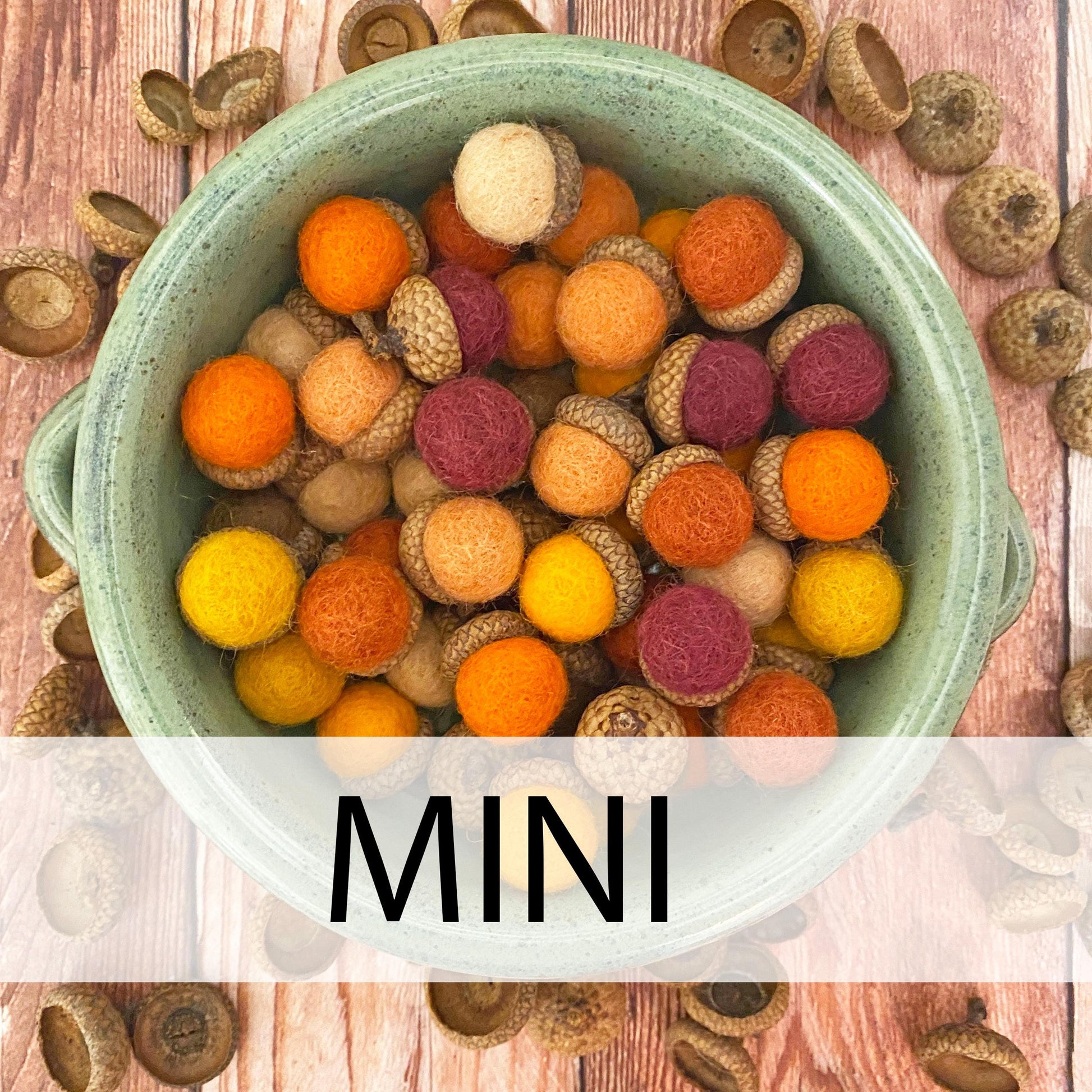 MINI Warm Earth Felt Acorns