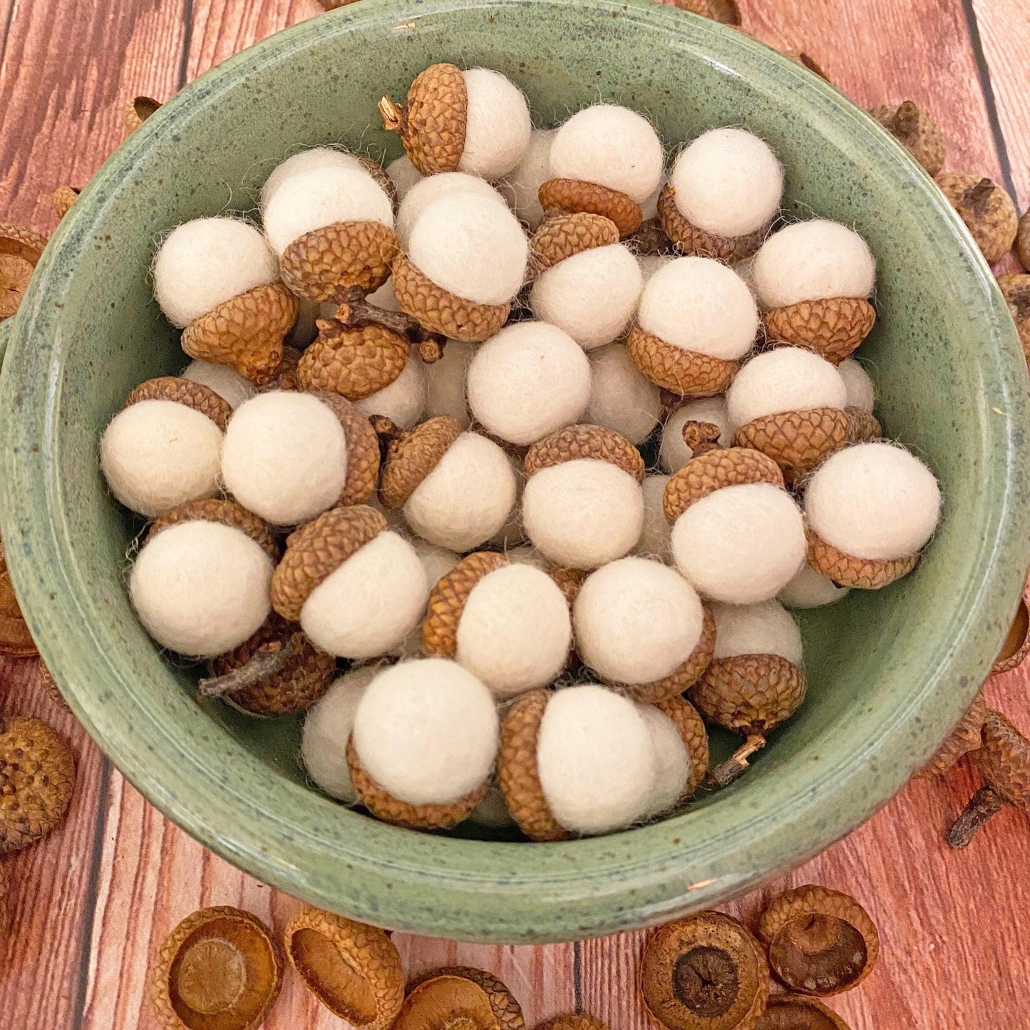 Mini Felt Acorns Fresh Cream