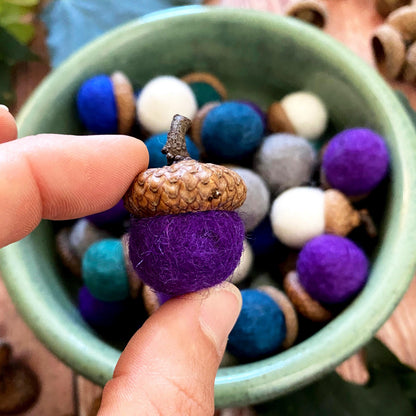 Felt Acorns Coastal Mist